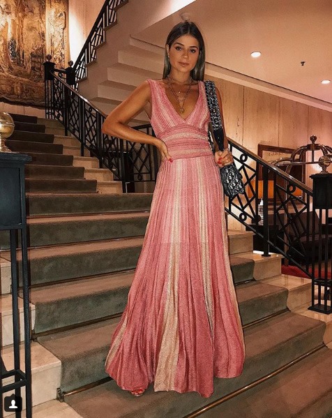 Thassia Naves veste Galeria Tricot Vestido Sunset Rosa - Look do dia - lookdodia.comj.pg