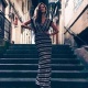 Manuela Bordasch veste Ton Age Vestido Stripes P&B - Look do dia - lookdodia.com
